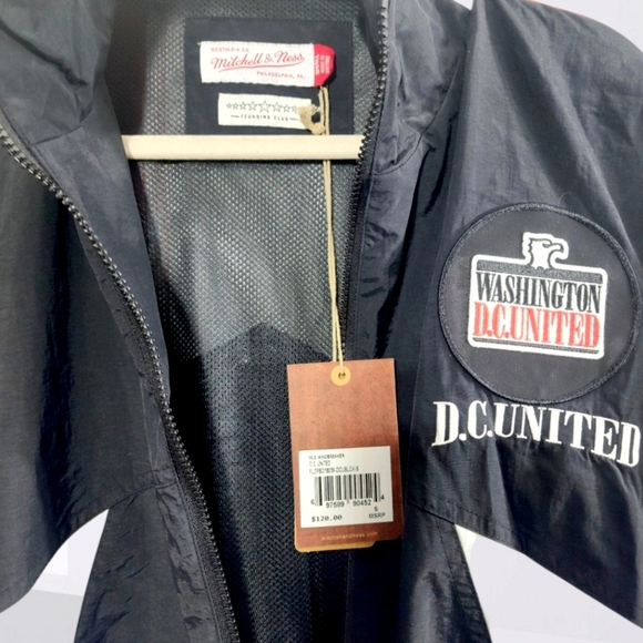 New Mitchell & Ness Windbreaker D.C. United Jacket - Picture 4 of 7